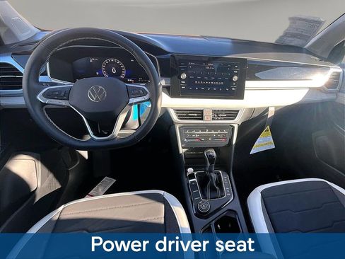New 2026 Volkswagen Taos SE AWD/4WD image 7