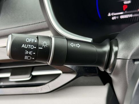 Certified 2025 Acura MDX Technology Package image 29