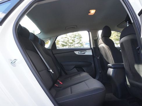 Used 2023 Kia Forte LXS image 33