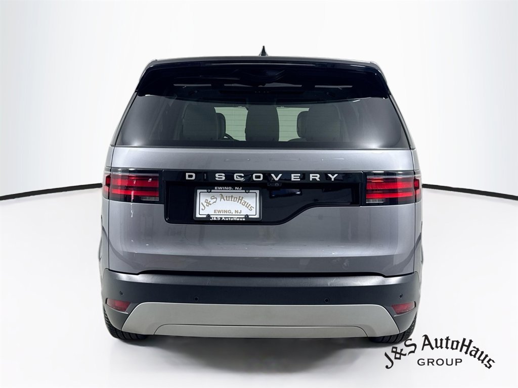 Used 2025 Land Rover Discovery S AWD/4WD image 6