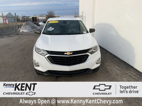 Used 2021 Chevrolet Equinox LS w/ LS Convenience Package image 5