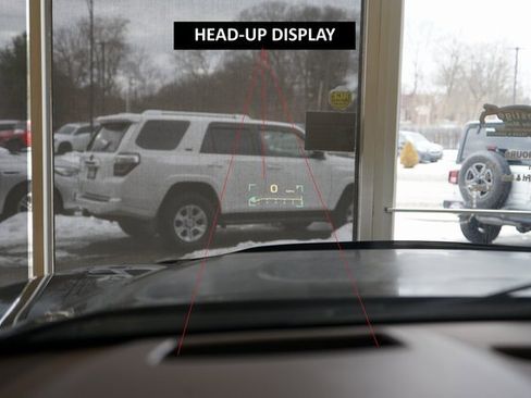 Used 2016 GMC Yukon Denali w/ Open Road Package image 10