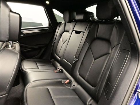 Certified 2023 Porsche Macan S image 14