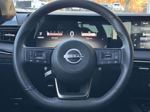 Certified 2025 Nissan Kicks SR image 22