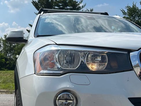 Used 2017 BMW X3 xDrive28i AWD/4WD image 11