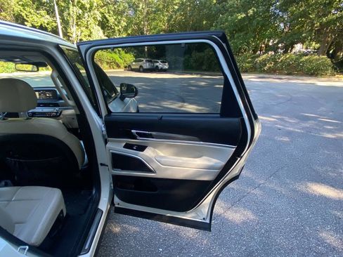 Used 2020 Kia Telluride SX w/ Towing Package FWD image 53