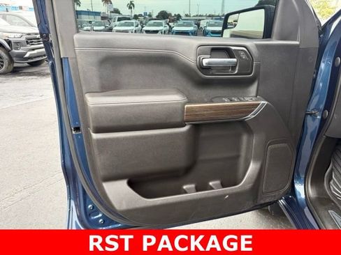 Used 2021 Chevrolet Silverado 1500 RST AWD/4WD image 12