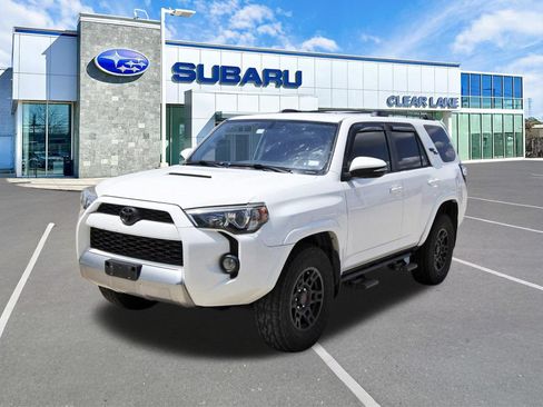 Used 2019 Toyota 4Runner TRD Off-Road Premium AWD/4WD image 3