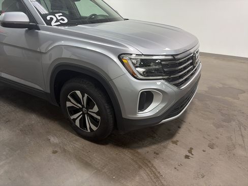 Certified 2025 Volkswagen Atlas SE AWD/4WD image 33