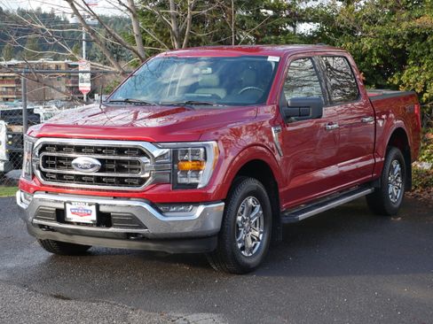 Certified 2022 Ford F150 XLT w/ Equipment Group 302A High image 2