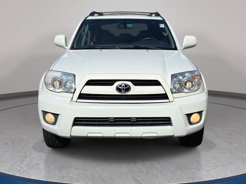 Used 2007 Toyota 4Runner Limited AWD/4WD image 2