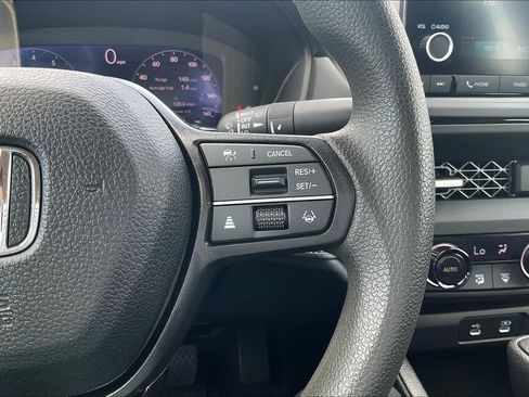 Certified 2024 Honda Accord EX image 27