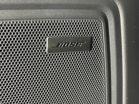 New 2026 Porsche Macan image 26