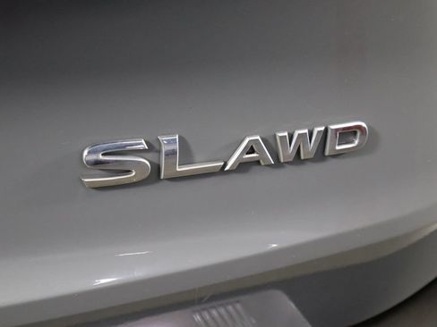 Used 2021 Nissan Rogue SL AWD/4WD image 46