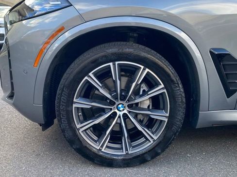 Used 2024 BMW X5 xDrive40i w/ M Sport Package image 19