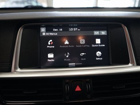 Used 2020 Kia Optima LX image 32