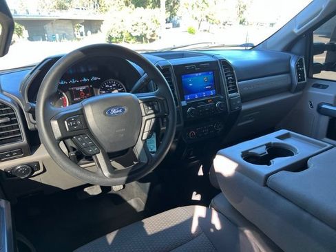 Used 2022 Ford F250 XLT w/ XLT Value Package AWD/4WD image 17