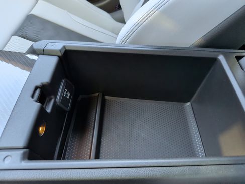 Used 2022 BMW M3 Competition image 23