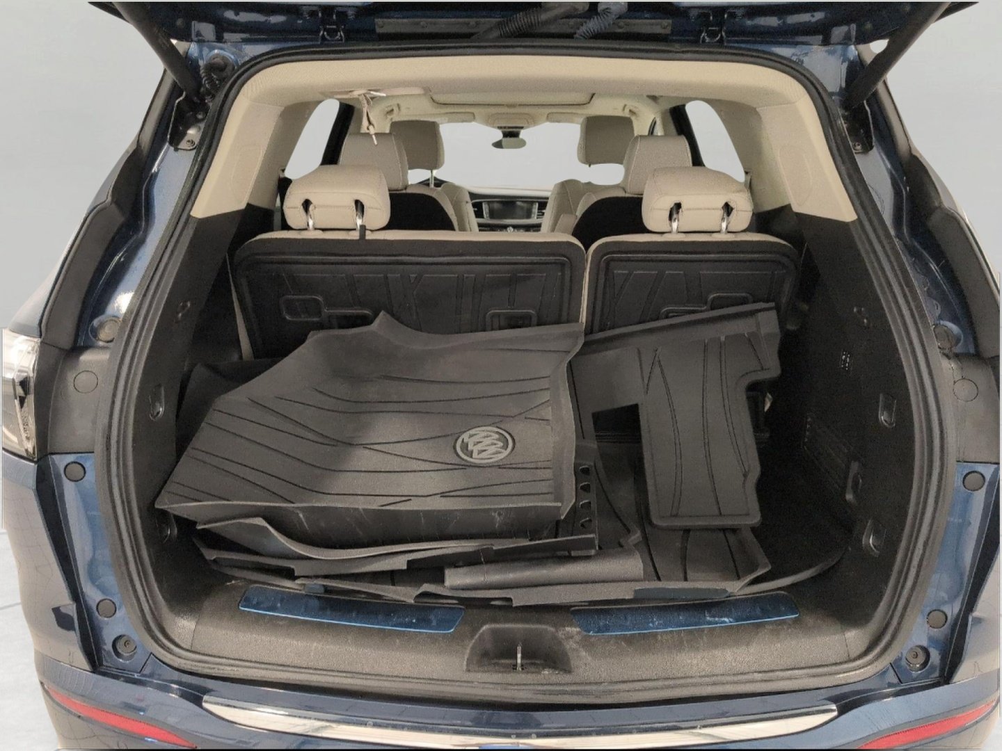 Certified 2023 Buick Enclave Avenir w/ Avenir Technology Package AWD/4WD image 30