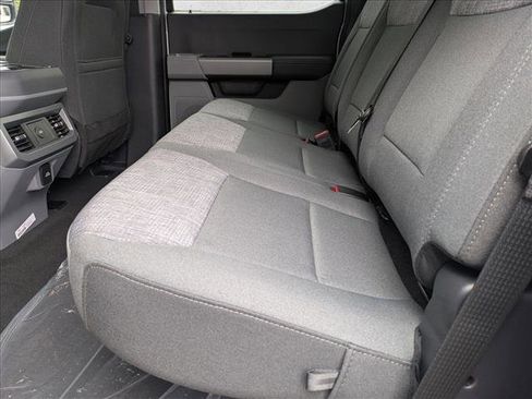 New 2026 Ford F250 XLT w/ FX4 Off-Road Package image 14