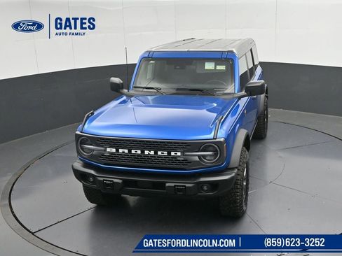New 2025 Ford Bronco Badlands image 48
