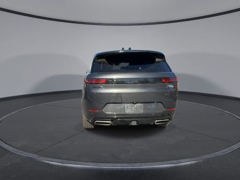 Used 2023 Land Rover Range Rover Sport SE Dynamic image 7