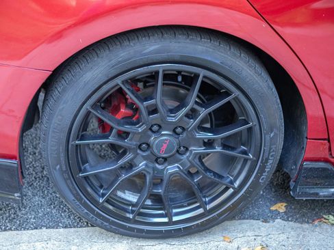 Used 2020 Toyota Avalon TRD image 13