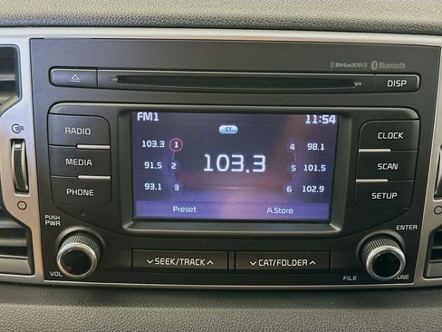 Used 2018 Kia Sportage LX FWD image 19