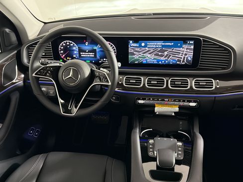 Used 2026 Mercedes-Benz GLE 450e 4MATIC image 28
