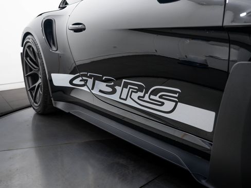 Certified 2023 Porsche 911 GT3 RS RWD image 33