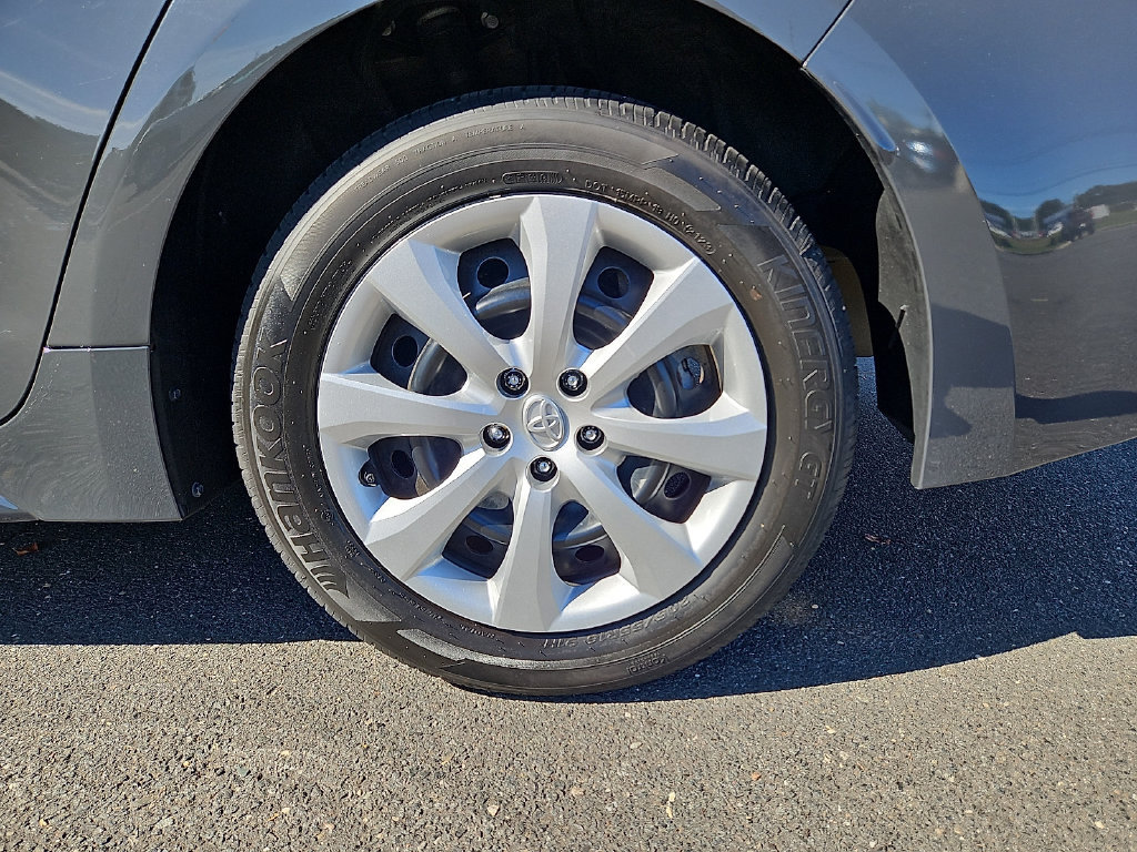 Certified 2024 Toyota Corolla LE FWD image 9