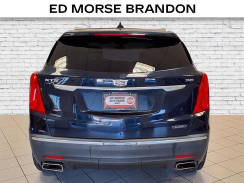Used 2017 Cadillac XT5 FWD image 4