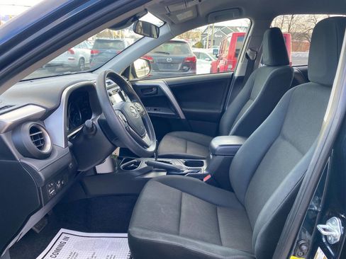 Used 2018 Toyota RAV4 LE w/ All Weather Liner Package image 9