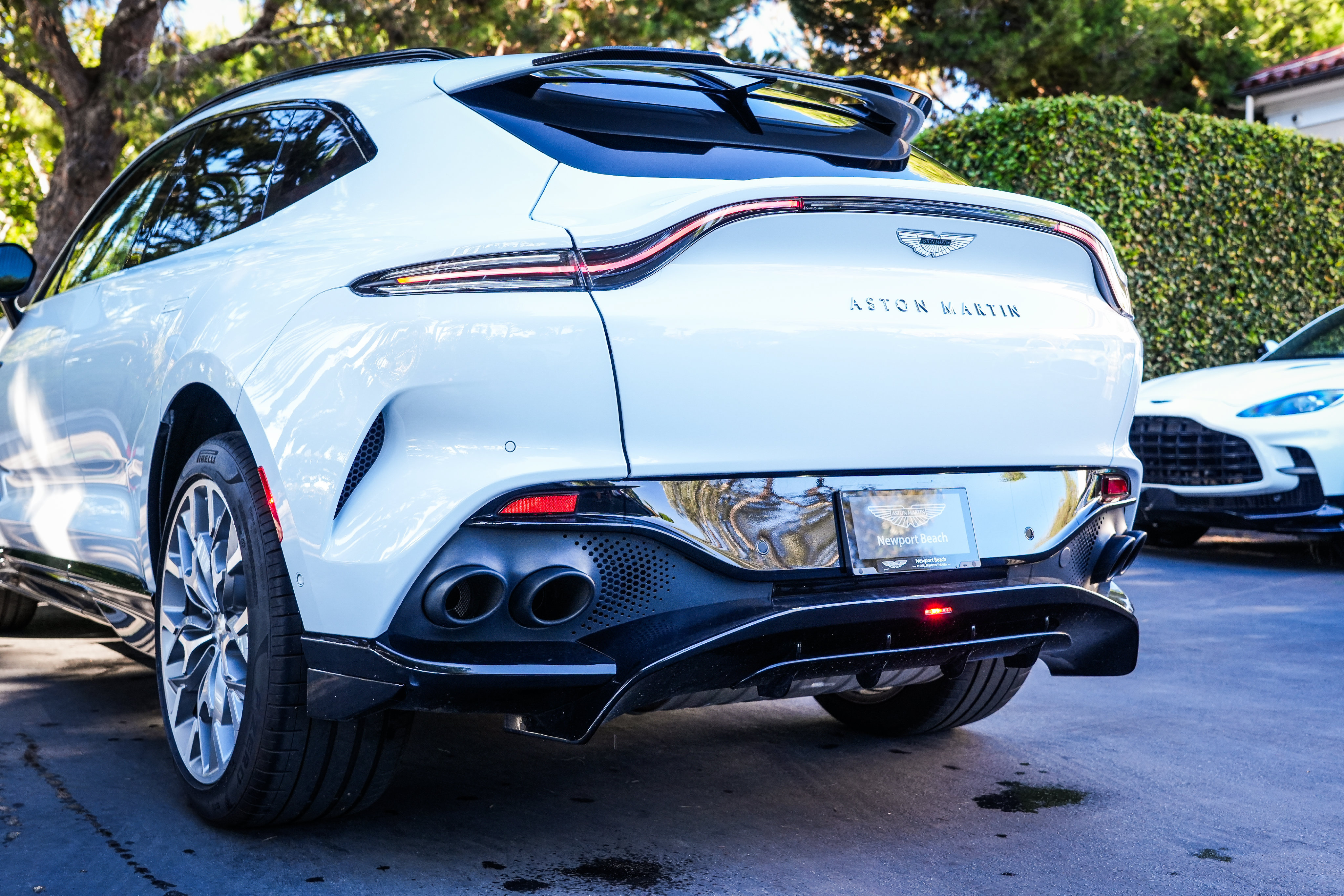 Used 2023 Aston Martin DBX 707 AWD/4WD image 9