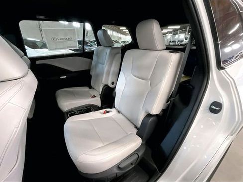 New 2026 Lexus TX 350 AWD image 10