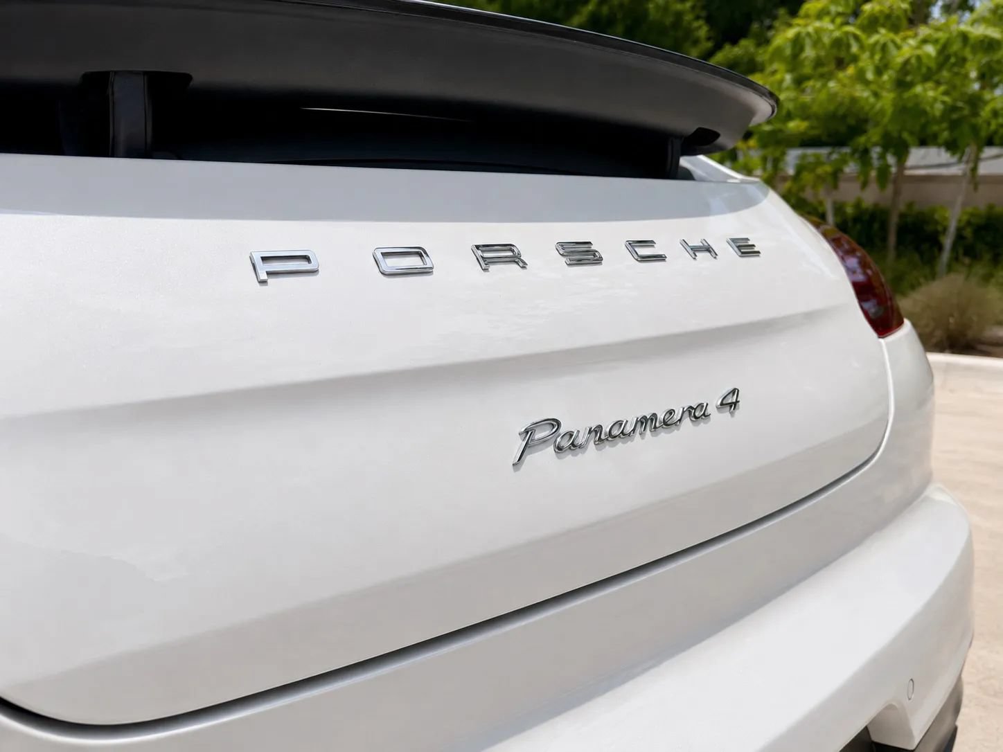 Used 2014 Porsche Panamera 4 AWD/4WD image 13
