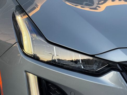 Used 2023 Cadillac CT5 V w/ Platinum Package image 9