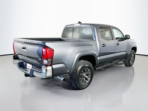 Used 2023 Toyota Tacoma SR5 AWD/4WD image 7
