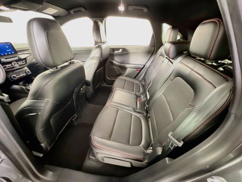 Used 2024 Ford Escape ST-Line image 23