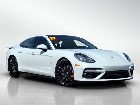 Used 2017 Porsche Panamera Turbo image 1