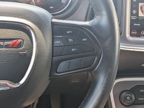 Used 2022 Dodge Challenger SXT AWD/4WD image 18