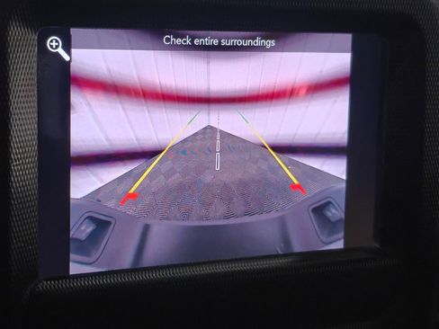 Used 2021 Jeep Gladiator Willys image 7