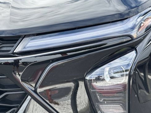 Used 2026 Chevrolet Trax LT w/ Midnight Edition FWD image 48