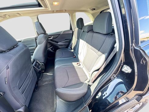 Used 2020 Subaru Forester Premium AWD/4WD image 24