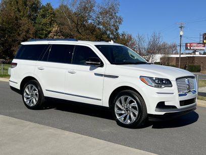 Used 2024 Lincoln Navigator Premiere