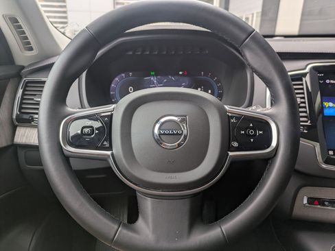 Used 2023 Volvo XC90 B6 Ultimate w/ Protection Package Premier image 12