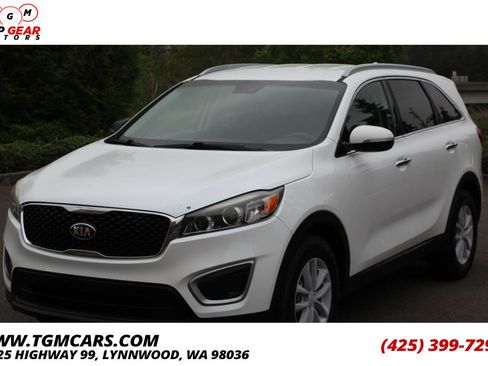 Used 2018 Kia Sorento FWD image 1