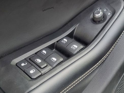 Used 2023 Jeep Grand Cherokee L Laredo w/ Luxury Tech Group I image 24