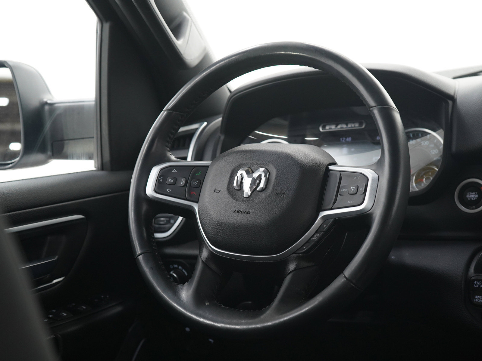 Used 2023 RAM 1500 Big Horn AWD/4WD image 14