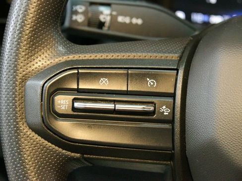 Used 2024 Chevrolet Colorado Trail Boss w/ Technology Package AWD/4WD image 19